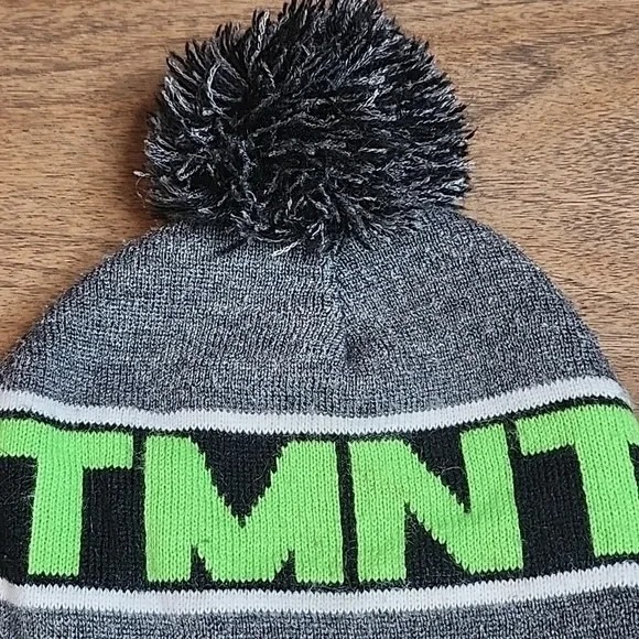 Boys Nickelodeon Teenage Mutant Ninja Turtle Beanie W/ Pom Pom, Grey - Picture 3 of 9